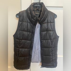 ASOS : Stradivarius: Sleeveless Puffer Jacket with Pockets | Lightweight